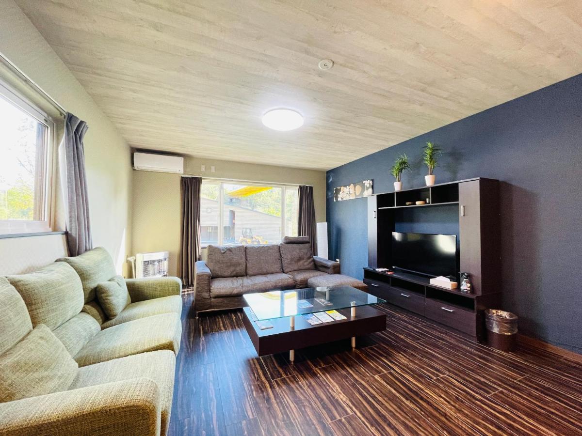 Niseko Hotel Kiraku Kou Екстер'єр фото